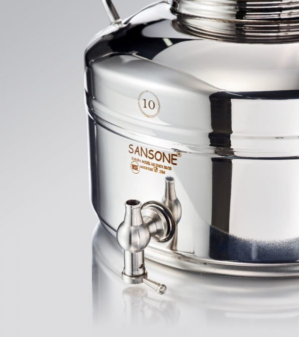 Dettaglio predisposzione rubinetto 10 15 20 25 30 50 lt europa Sansone Welded drums Europa model 10 liters with NSF spigot